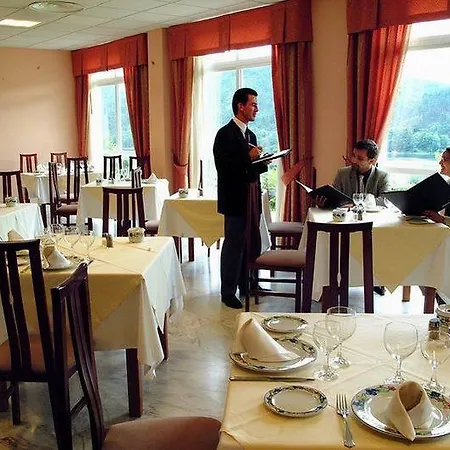Caldaria Y Balneario 4* A Arnoia