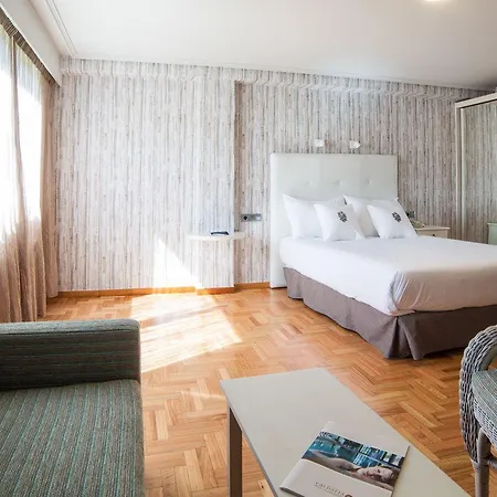 Caldaria Y Balneario Hotell Arnoia
