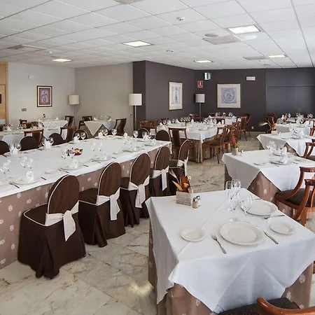 Caldaria Y Balneario Hotell Arnoia