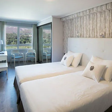 Caldaria Y Balneario Hotell Arnoia