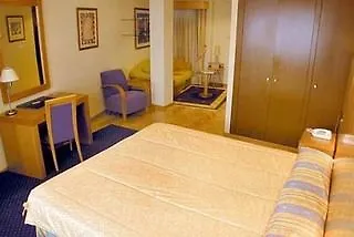 Otel Caldaria Y Balneario Arnoia
