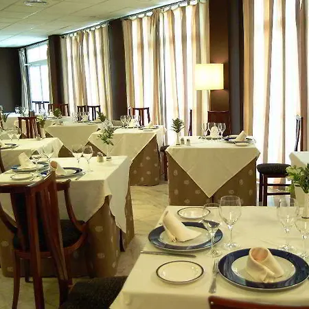 فندق Caldaria Y Balneario Arnoia
